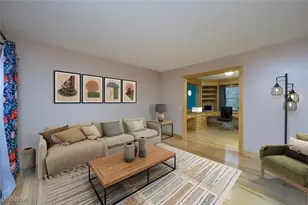 1426 Cherry Wood Cir, Wadsworth, OH 44281 - Photo 7