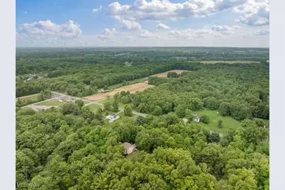 13109 Edison Street NE, Alliance, OH 44601 - Photo 35