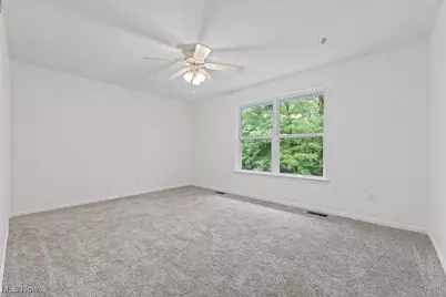 13109 Edison Street NE, Alliance, OH 44601 - Photo 25