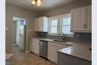 6855 E Sparta Avenue SE, East Sparta, OH 44626 - Photo 7