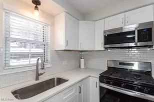 30812 Ronald Dr, Willowick, OH 44095 - Photo 9