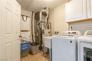 2863 Archwood Pl, Cuyahoga Falls, OH 44221 - Photo 9