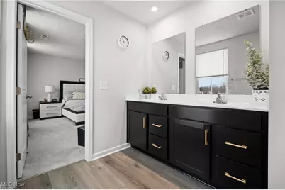 214 Leather Leaf Drive, Elyria, OH 44035 - Photo 21