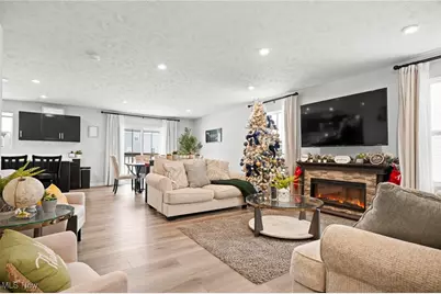 214 Leather Leaf Drive, Elyria, OH 44035 - Photo 7