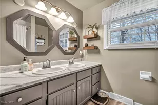 214 Beechwood Dr, Wadsworth, OH 44281 - Photo 25