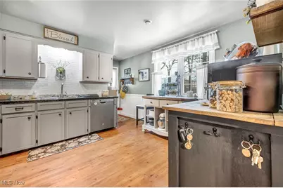 214 Beechwood Drive, Wadsworth, OH 44281 - Photo 13