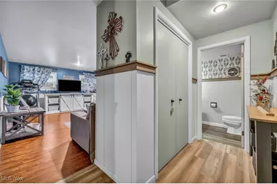 214 Beechwood Drive, Wadsworth, OH 44281 - Photo 9