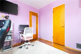 532 Locust St, Weirton, WV 26062 - Photo 17