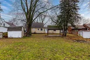 568 Stevenson Ave, Akron, OH 44312 - Photo 39