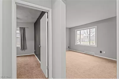 568 Stevenson Avenue, Akron, OH 44312 - Photo 17