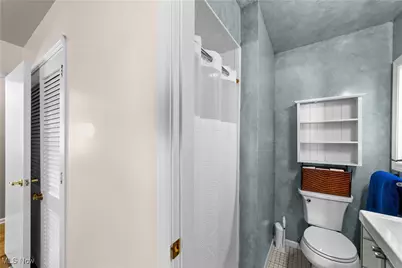 250 Schocalog Road, Akron, OH 44313 - Photo 33