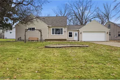 211 Aldrich Road, Youngstown, OH 44515 - Photo 1