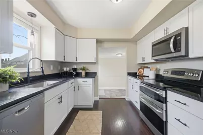 211 Aldrich Road, Youngstown, OH 44515 - Photo 7