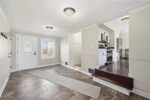 211 Aldrich Rd, Youngstown, OH 44515 - Photo 13