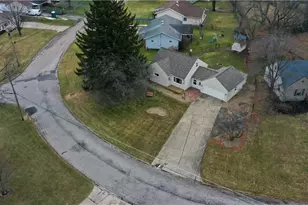 211 Aldrich Rd, Youngstown, OH 44515 - Photo 43