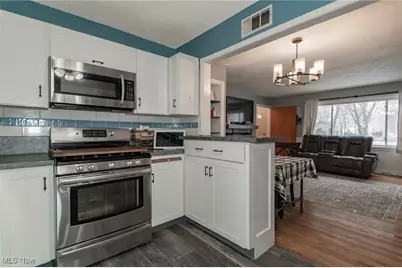 753 Birchwood Drive, Willoughby, OH 44094 - Photo 7