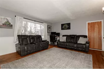 753 Birchwood Drive, Willoughby, OH 44094 - Photo 3