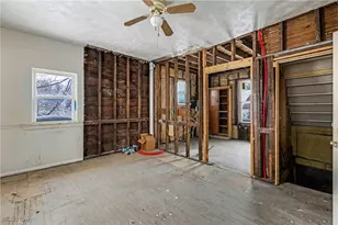 1008 E 6th St, Ashtabula, OH 44004 - Photo 5