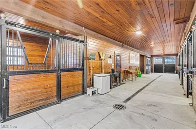 8830 Mentor Road, Chardon, OH 44060 - Photo 27