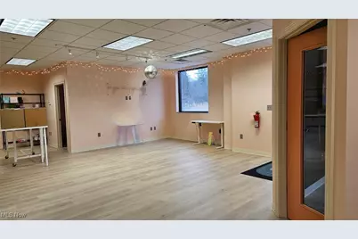 822 Kumho Drive #103, Fairlawn, OH 44333 - Photo 7