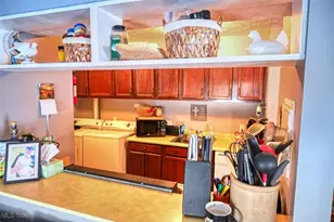 285 Ivy Hill Ln, Medina, OH 44256 - Photo 5