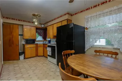 944 Donald Avenue, Akron, OH 44306 - Photo 13