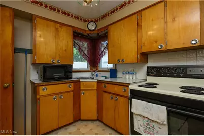 944 Donald Avenue, Akron, OH 44306 - Photo 15