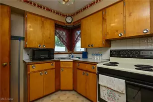 944 Donald Ave, Akron, OH 44306 - Photo 15