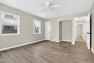 627 Greenwood Ave, Akron, OH 44320 - Photo 29