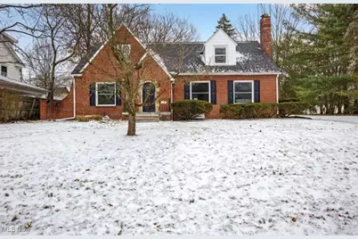 627 Greenwood Avenue, Akron, OH 44320 - Photo 1