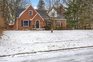 627 Greenwood Ave, Akron, OH 44320 - Photo 3