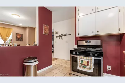 914 Taylor Avenue, Cambridge, OH 43725 - Photo 11