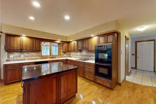 7455 Thatchum Ln, Concord, OH 44060 - Photo 3