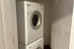 365 Village Pointe Dr, Akron, OH 44313 - Photo 15