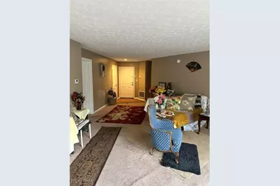 365 Village Pointe Drive #A, Akron, OH 44313 - Photo 3