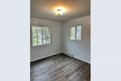 1344 Frederick Boulevard, Akron, OH 44320 - Photo 9