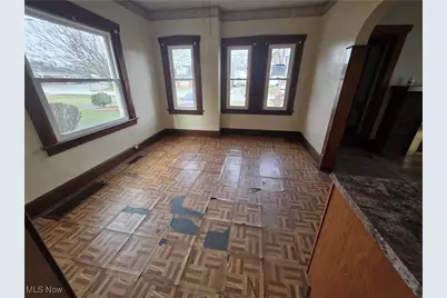 27 Erskine Avenue, Youngstown, OH 44512 - Photo 5