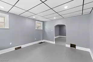 3360 West St, Weirton, WV 26062 - Photo 7