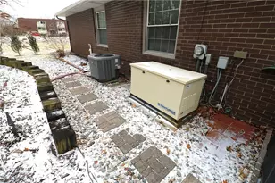 102 Fairway Cir, Norwalk, OH 44857 - Photo 31