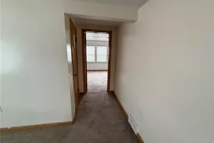 4902 E 109th St, Garfield Heights, OH 44125 - Photo 11