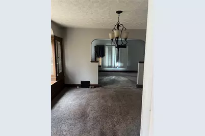 4902 E 109th Street, Garfield Heights, OH 44125 - Photo 15