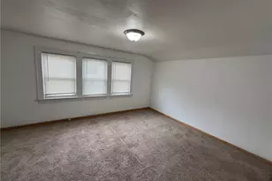 4902 E 109th St, Garfield Heights, OH 44125 - Photo 9