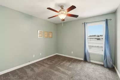 6180 Greenview Trail, North Ridgeville, OH 44039 - Photo 9