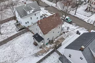 2240 12th St SW, Akron, OH 44314 - Photo 35