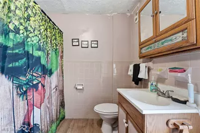 2240 12th Street SW, Akron, OH 44314 - Photo 17