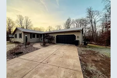 202 Forest Drive, Parkersburg, WV 26104 - Photo 1