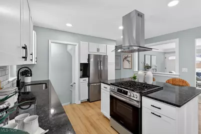 845 Charles Street, Willowick, OH 44095 - Photo 13