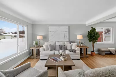 845 Charles Street, Willowick, OH 44095 - Photo 9