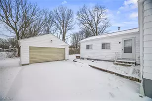 1937 Highlawn Ave, Youngstown, OH 44509 - Photo 15