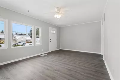 1937 Highlawn Avenue, Youngstown, OH 44509 - Photo 3